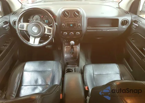 2012 Jeep Compass Latitude z USA, uszkodzony, nr VIN 1C4NJCEA9CD662596